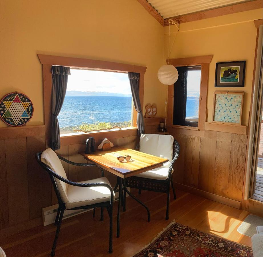 Blitz Beach House Oceanside Suite Powell River Esterno foto